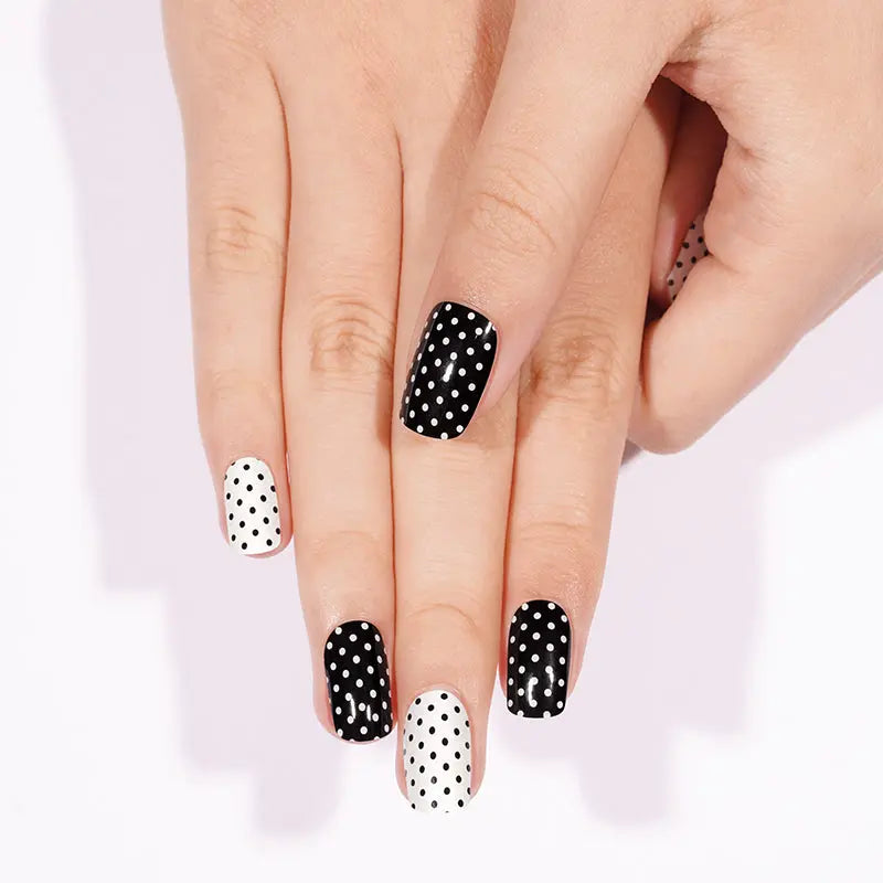 01 Gel Nails NG200689